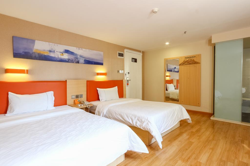 Hotel 7Days Premium Guangzhou Tianhe Shipaiqiao Extérieur photo