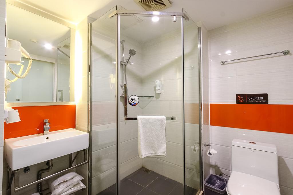 Hotel 7Days Premium Guangzhou Tianhe Shipaiqiao Extérieur photo